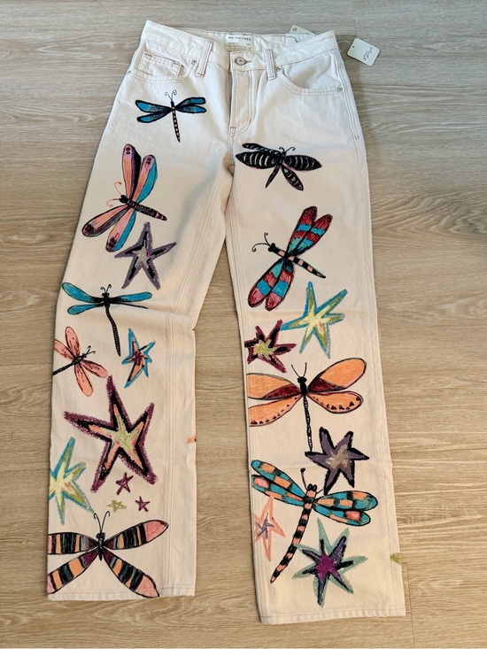 Free People Denim - Free People Tennessee Low Rise Jeans in Dragonfly Print